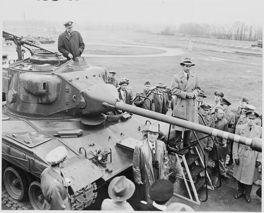 T41 WALKER BULLDOG TRUMAN TANK GLOSSY POSTER PICTURE PHOTO PRINT BANNER  CONVERSATIONPRINTS