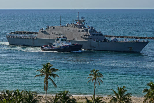 Uss Detroit Lcs-7 Freedom Ship Glossy Poster Picture Photo Print Banner Conversationprints