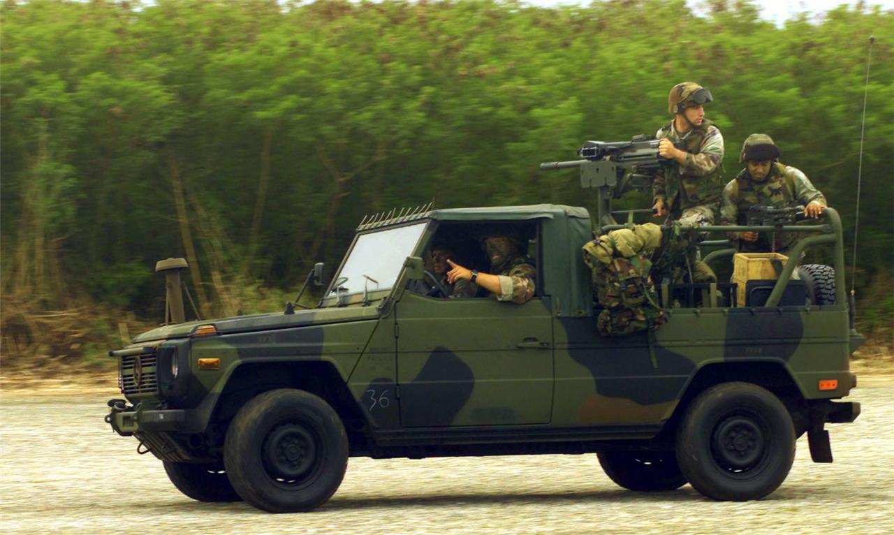 Interim Fast Attack Usmc Vehicle Glossy Poster Picture Photo Print Banner Conversationprints