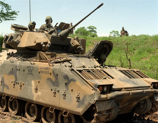 M2 Bradley Shadow Hawk Tank 1987 Glossy Poster Picture Photo Print Banner Conversationprints