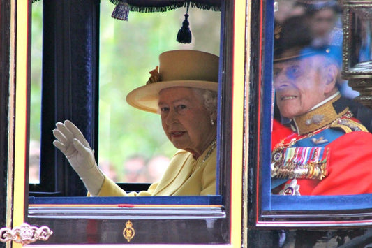 Queen Elizabeth Will Kate Wedding Glossy Poster Picture Photo Print Banner 9776 Conversationprints