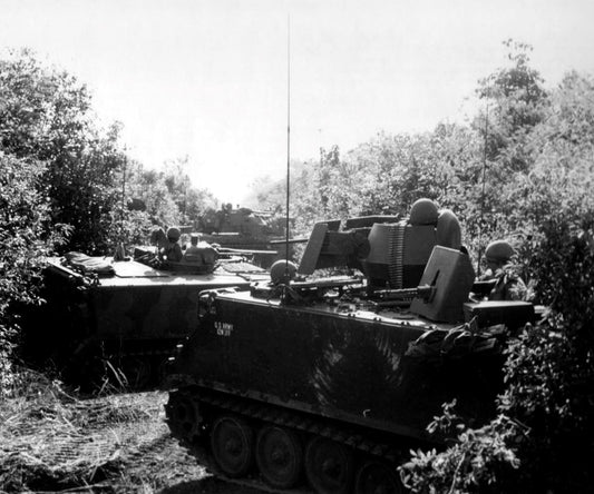 M113 Armored Personnel Carrier Apc Glossy Poster Picture Photo Print Banner Conversationprints