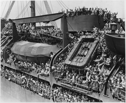 Us Troops On Uss Harry Taylor Glossy Poster Picture Photo Print Banner  Conversationprints