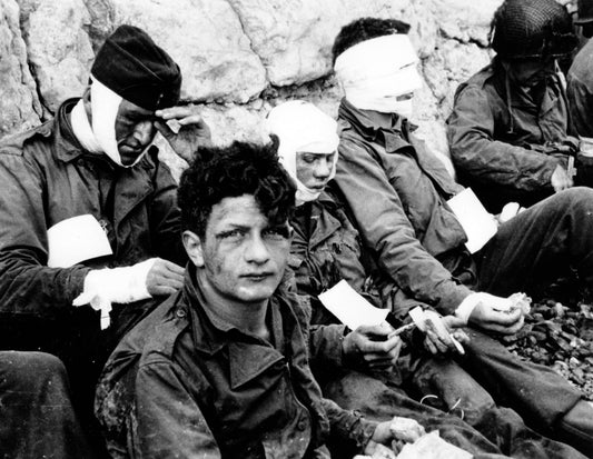 Omaha Beach Wounded Soldiers 1944 Glossy Poster Picture Photo Print Banner  Conversationprints