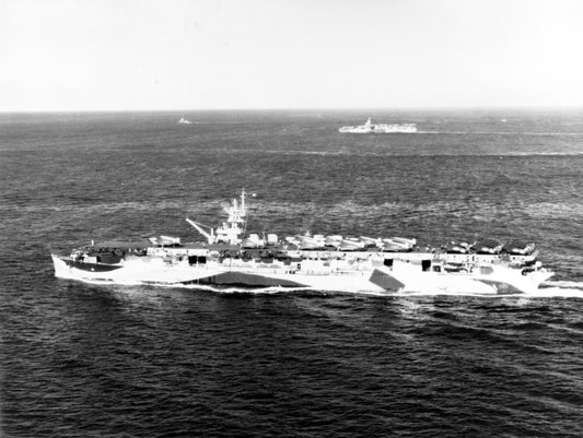 Uss Cowpens Cvl-25 At Sea 1944 Glossy Poster Picture Photo Print Banner  Conversationprints