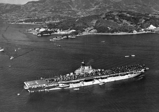 Uss Leyte Cv-32 Yokosuka 1950 Glossy Poster Picture Photo Print Banner  Conversationprints