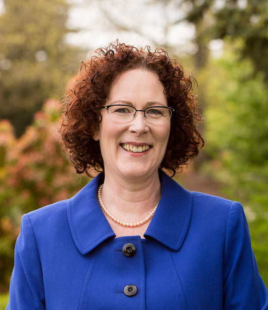 Valerie Val Hoyle Oregon House Rep Glossy Poster Picture Photo Print Banner Conversationprints